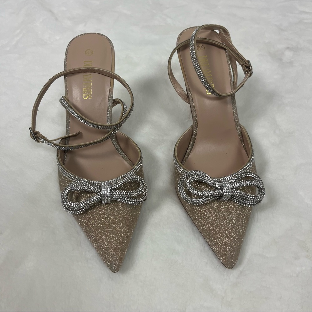 DREAM PAIRS GOLD GLITTER HEELS WITH CRYSTAL BOW SIZE 8.5 - Picture 11 of 16